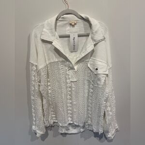 POL Women’s Size Large White Lace and Waffle Knit Henley Top. New with Tags.